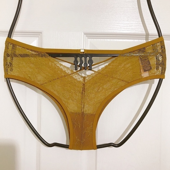 💖 Victoria Secret Cheeky Panty - Picture 1 of 10